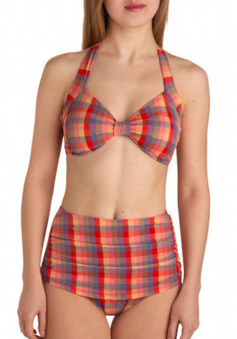Illustration for article titled Swimsuits You'll Actually Want To Wear: The Retro Look